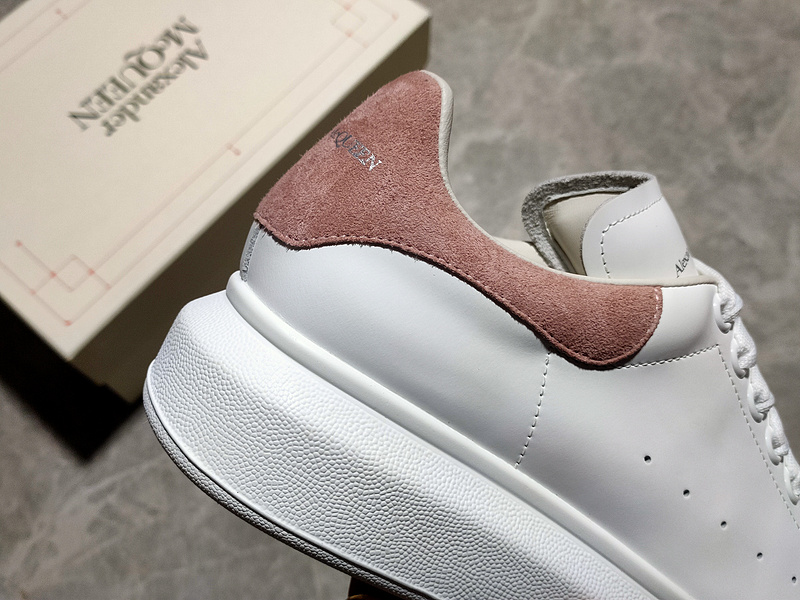 Alexander Mcqueen Sneakers White/White/Nude Pink 19