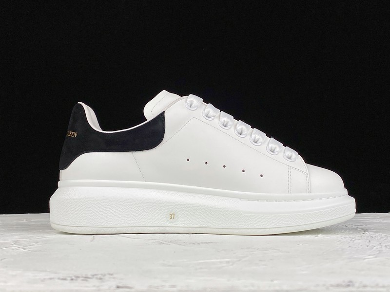 Alexander Mcqueen White/White/Black 3