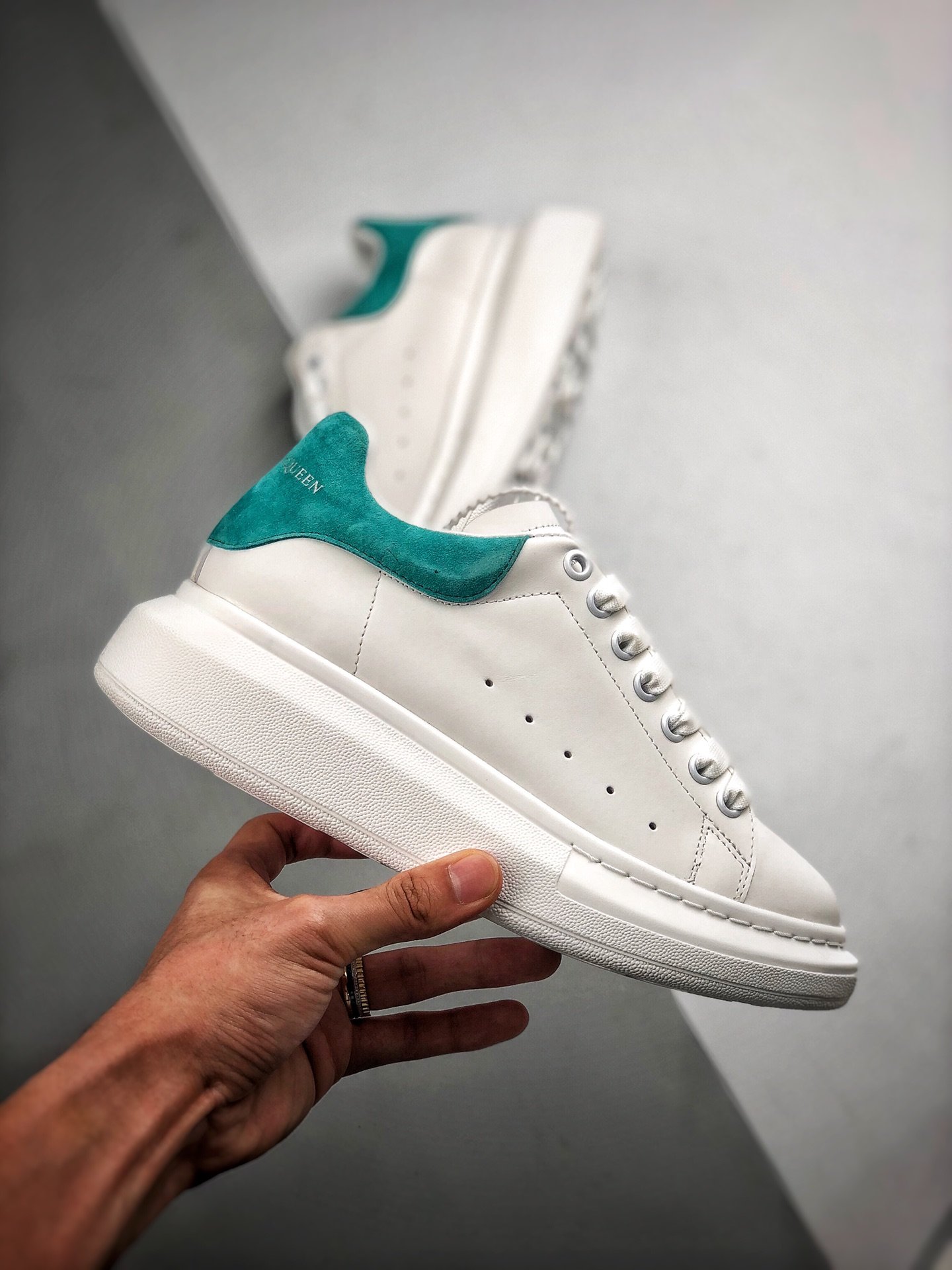 Alexander Mcqueen White/White/Green 17