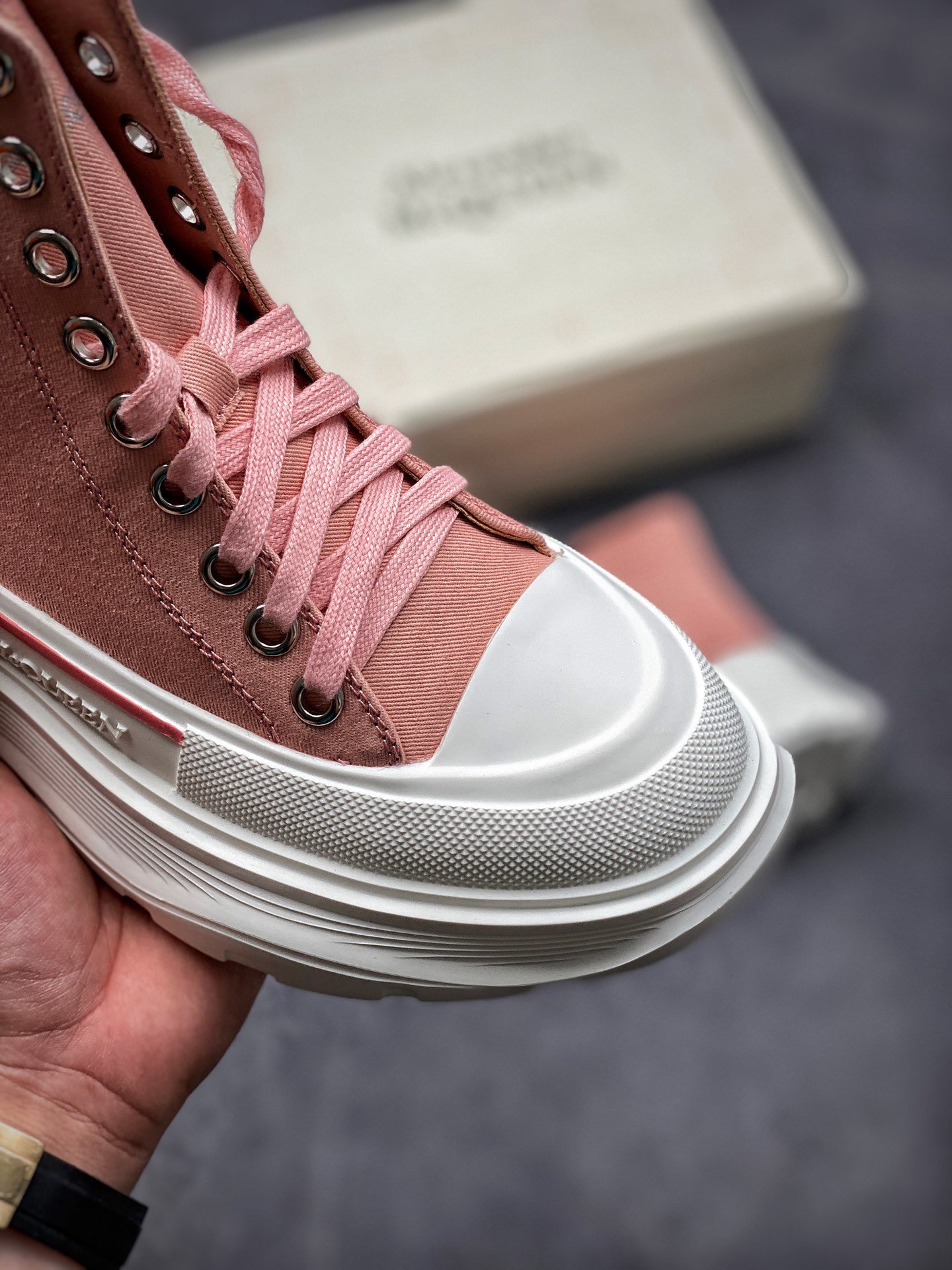 Alexander Mcqueen 2020 Pink/White 11