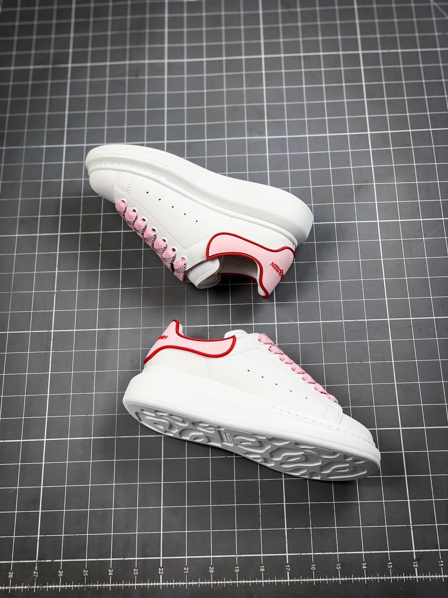 Alexander Mcqueen White/Pink/Red 9