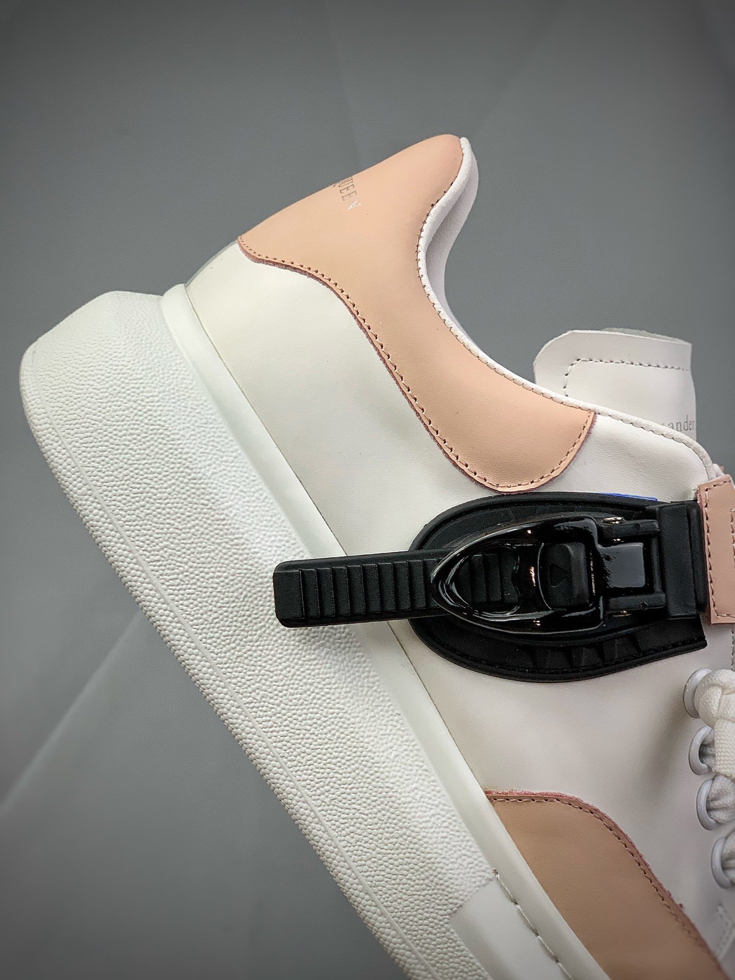 Alexander Mcqueen White/Pink/Black 11