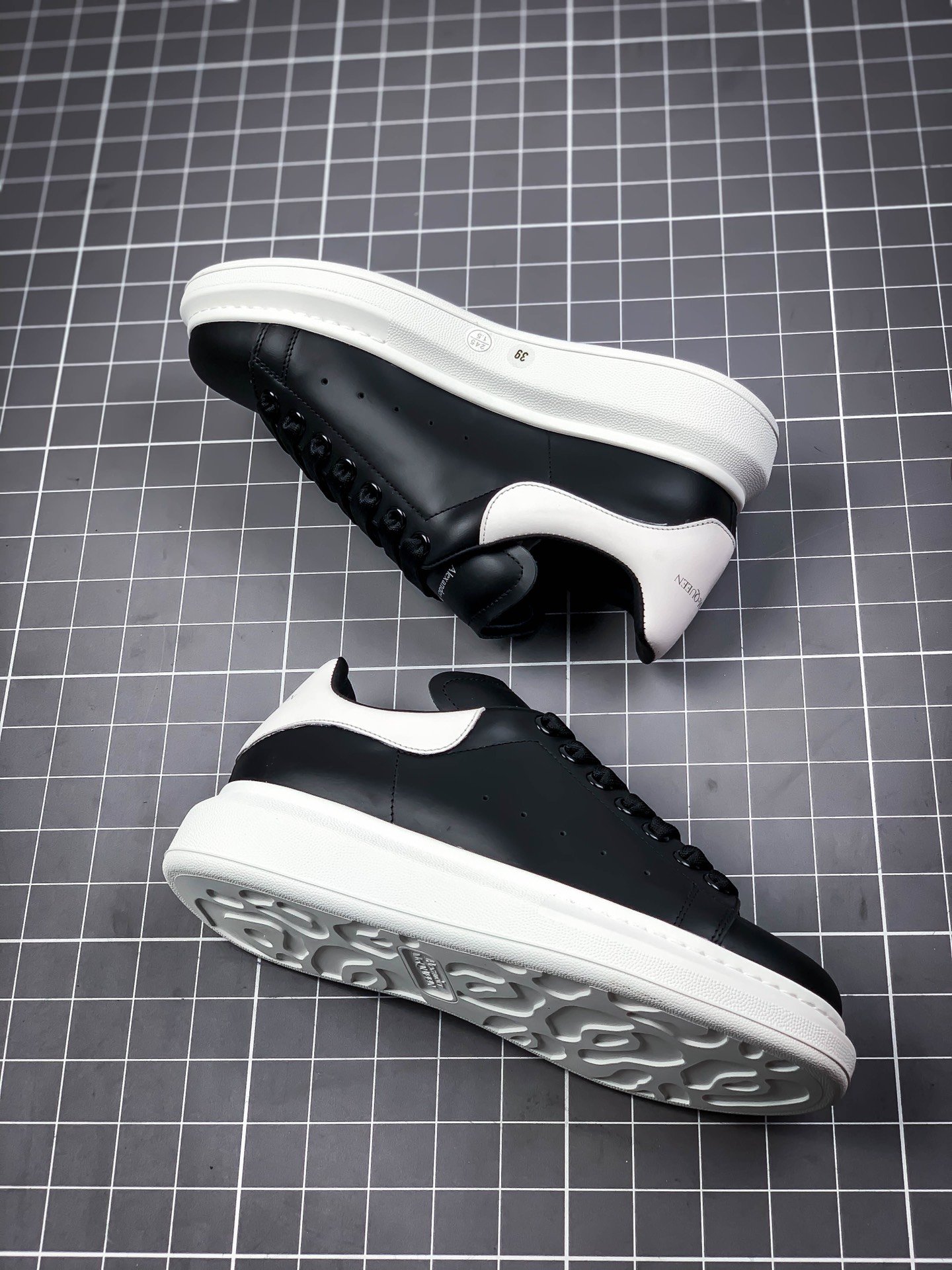 Alexander Mcqueen Shoes Black/White 13