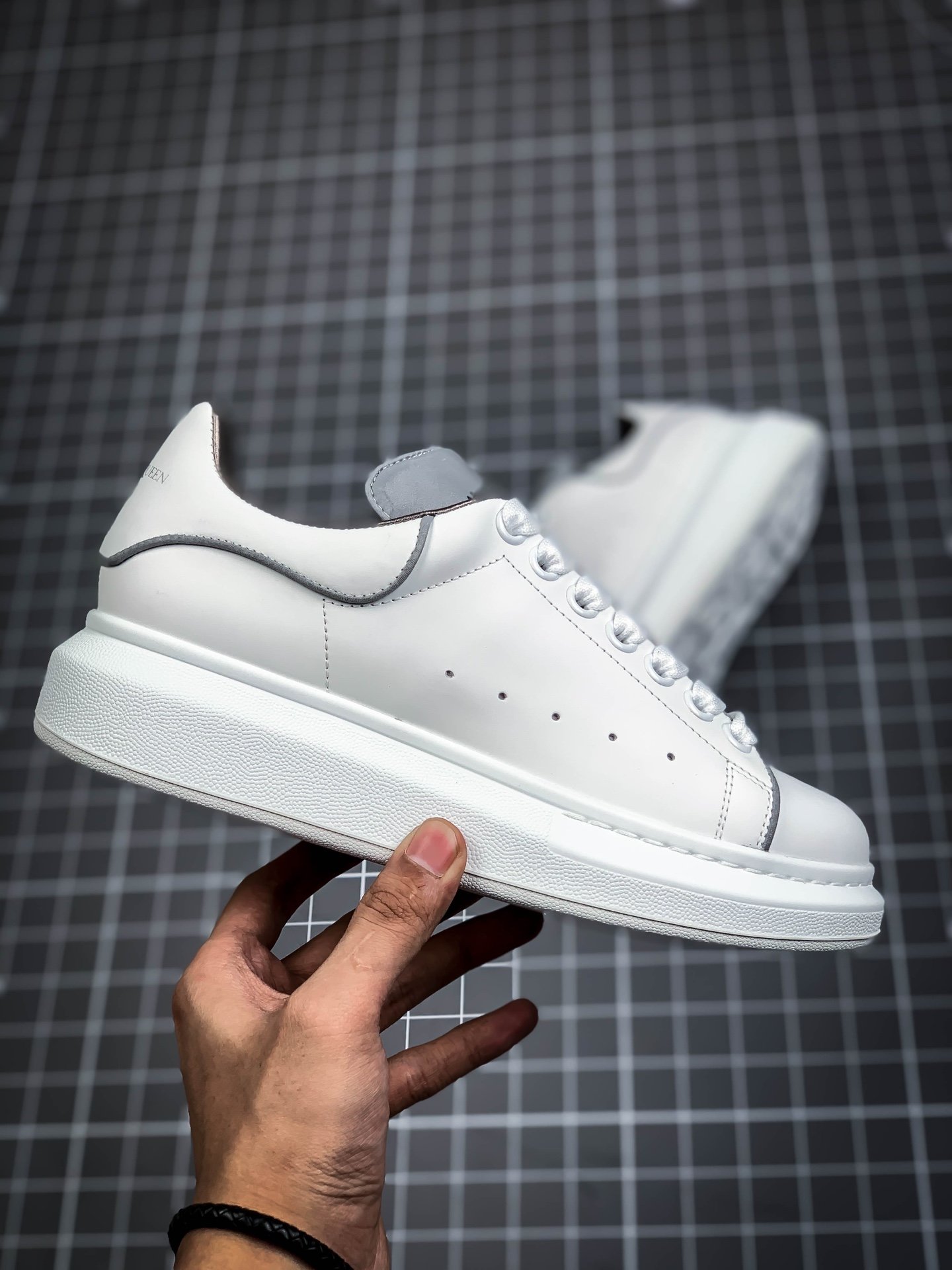 Alexander Mcqueen Shoes White/Grey 15