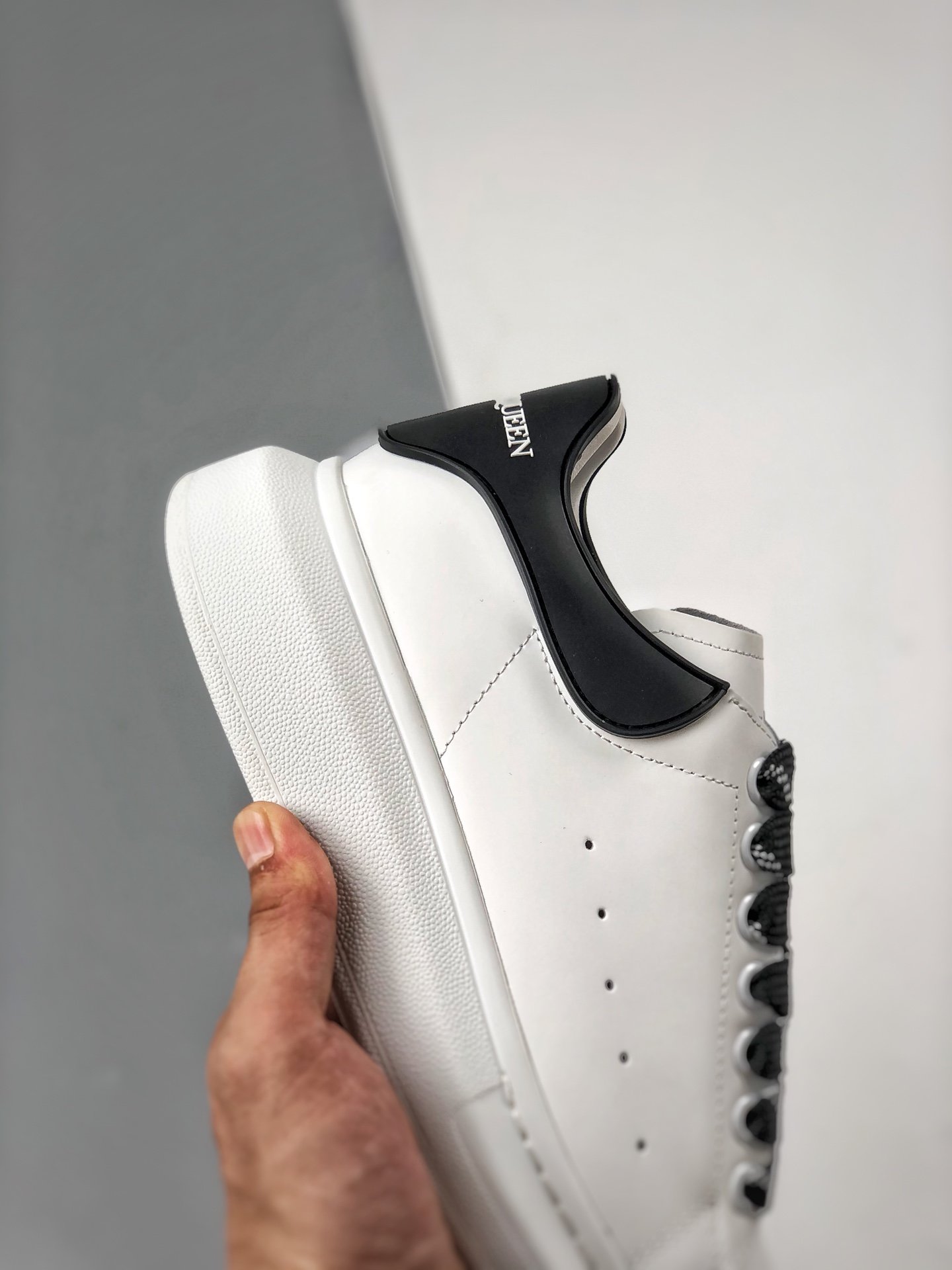 Alexander Mcqueen Shoes White/White/Black 13