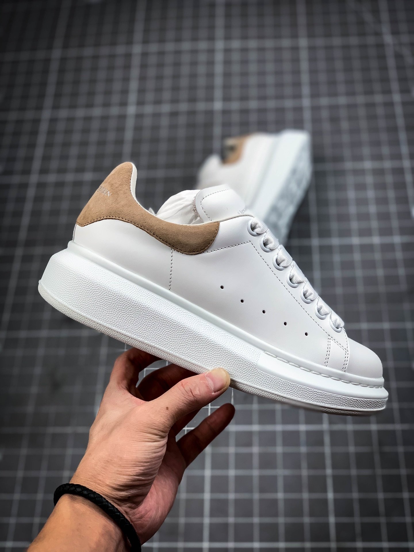 Alexander Mcqueen White/White/Khaki 3