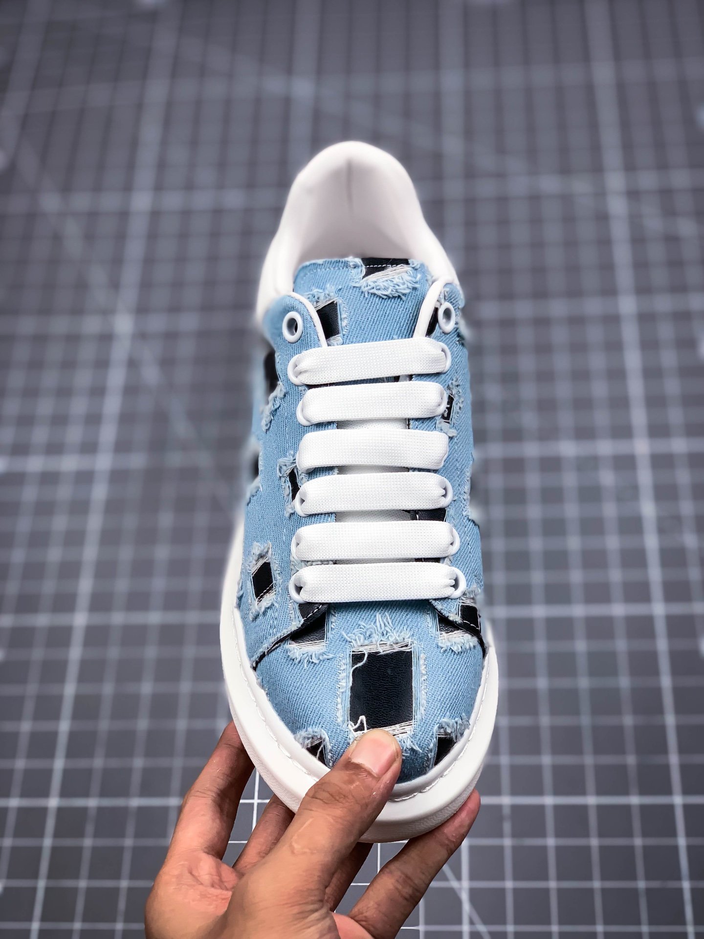 Alexander Mcqueen Sole Sneakers Blue/Black/White 17