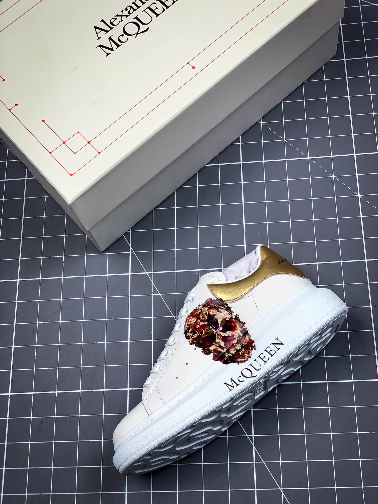 Alexander Mcqueen Sole Sneakers White/Gold/White 15