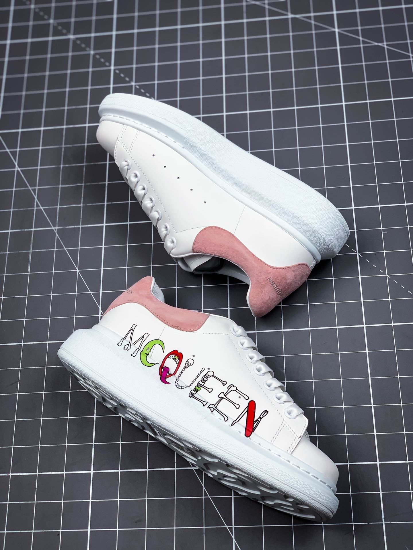 Alexander Mcqueen Sole Sneakers White/Pink 17