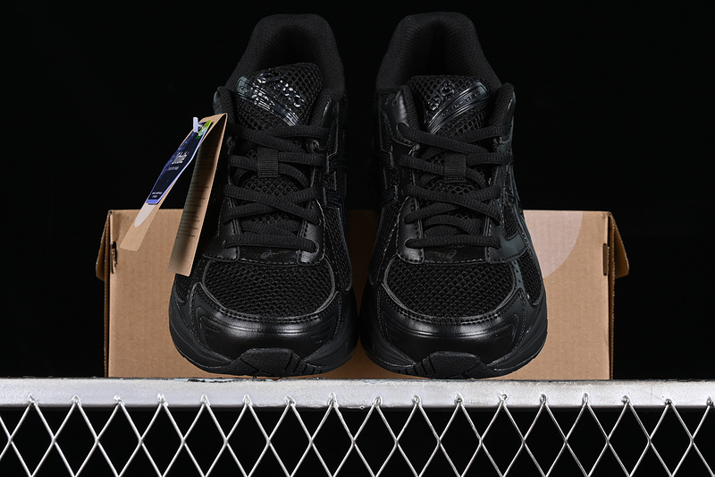 Gel 1130 Black/Graphite Grey 31