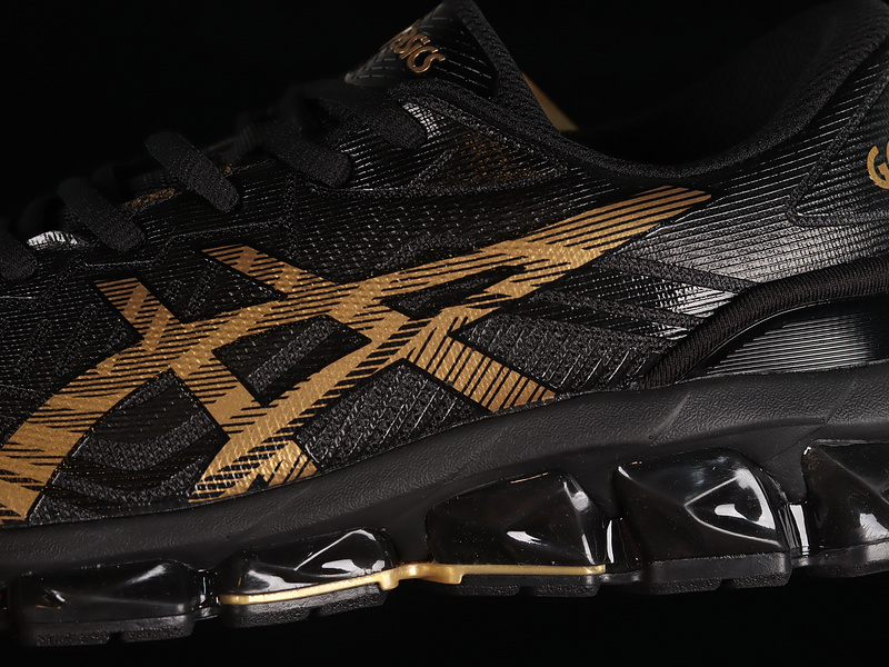 Gel Quantum 360 7 Black/Pure Gold 17