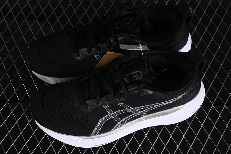 Asics Gel-Kayano 31 Black/White 31