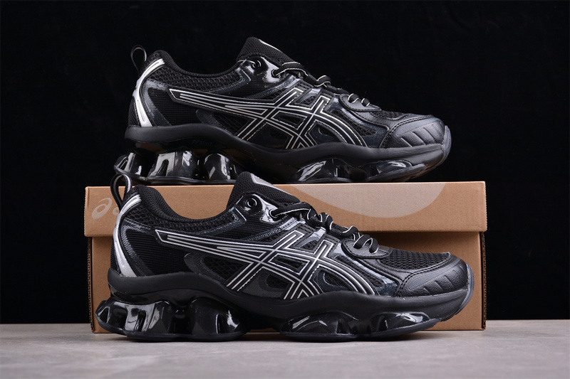 Asics Gel-Quantum Kinetic Graphite Grey/Black 5