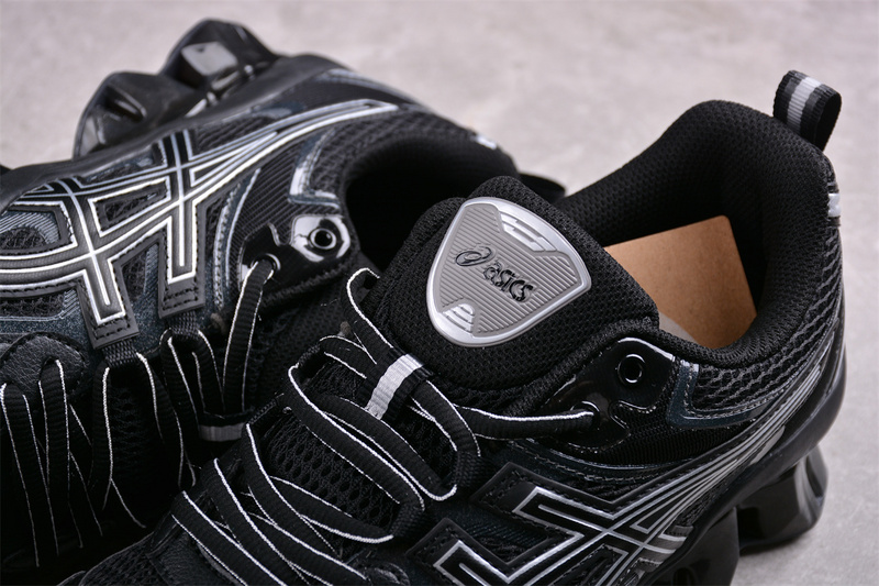 Asics Gel-Quantum Kinetic Graphite Grey/Black 15