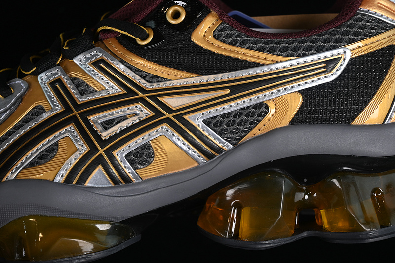 Asics Gel-Quantum Kinetic Carbon/Pure Gold 27