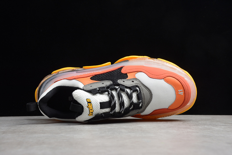 Triple S Sneaker Dadshoe Orange/Black/Grey 3