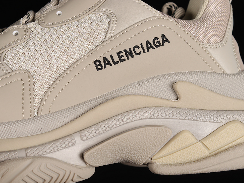 Balenciaga Triple S Sneakers Beige/Beige/Black 27