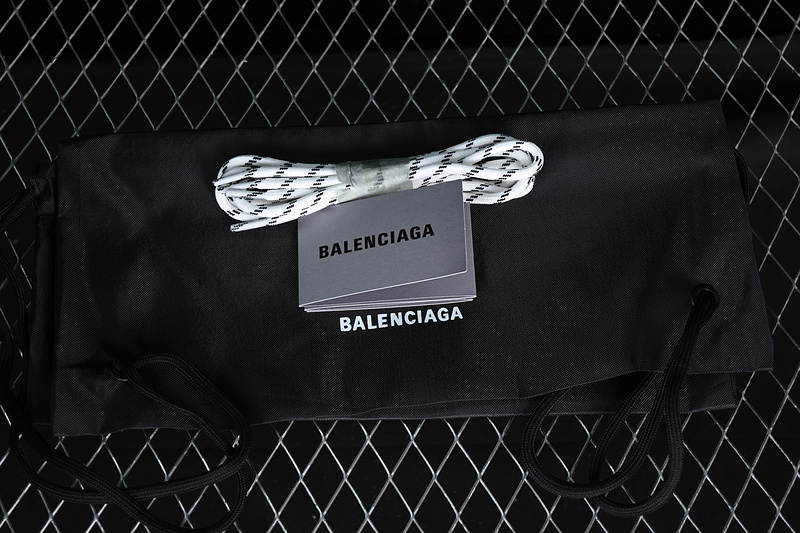 Balenciaga Triple S White/Pink/Black 17