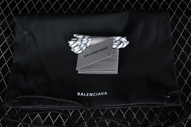 Balenciaga Triple S Black/White 13