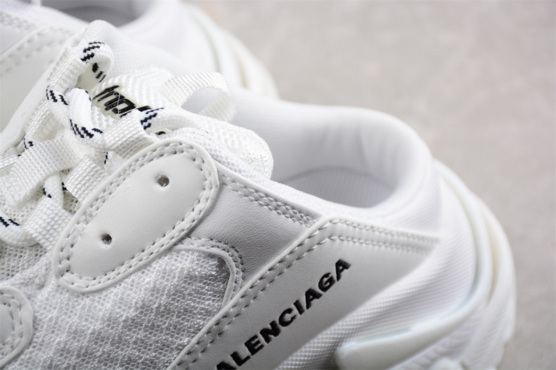 Balenciaga Triple S Sneaker White/Black 3