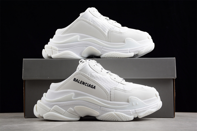 Balenciaga Triple S Sneaker White/Black 19