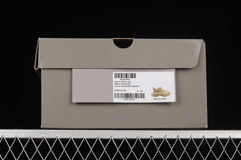 Triple S Sneaker Khaki/Khaki/Khaki 19