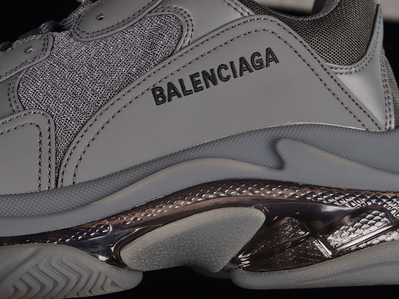 Vg Balenciaga Triple S 3.0 Sneakers Black/Black/Black 9