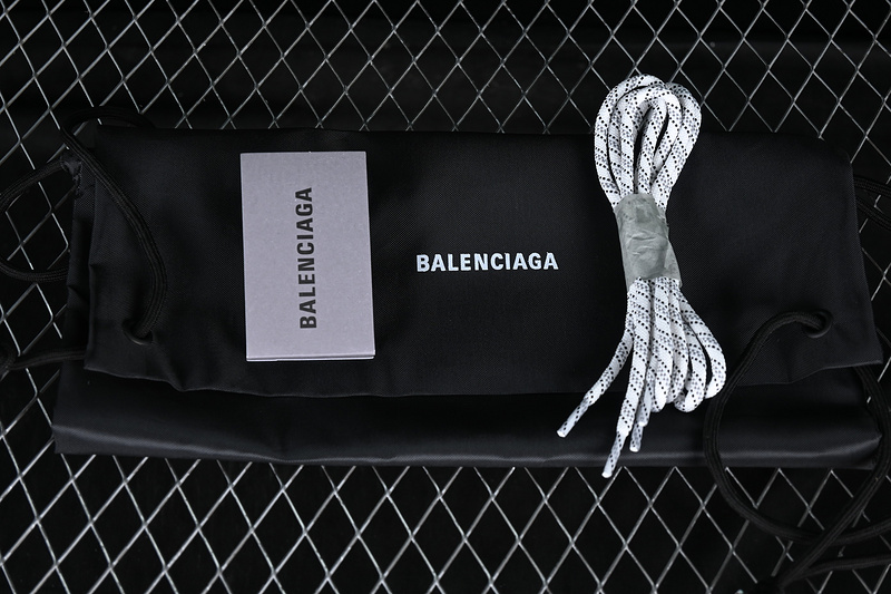 Balenciaga Triple S 3 0 White 3