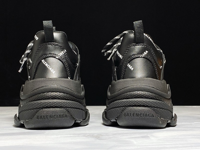 Plus Balenciaga Triple-S Sneaker Black/Black 31