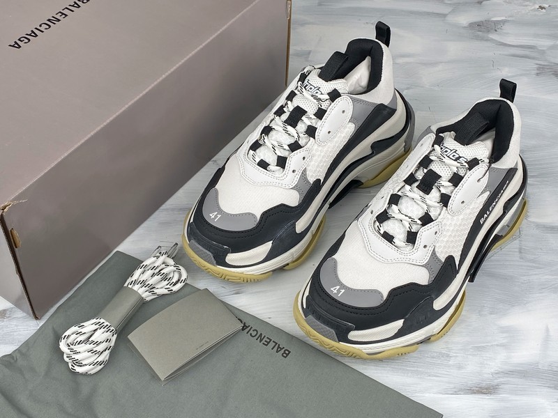 Zh 19Ss Triple-S Clear Sole Trainers Grey/White/White 27