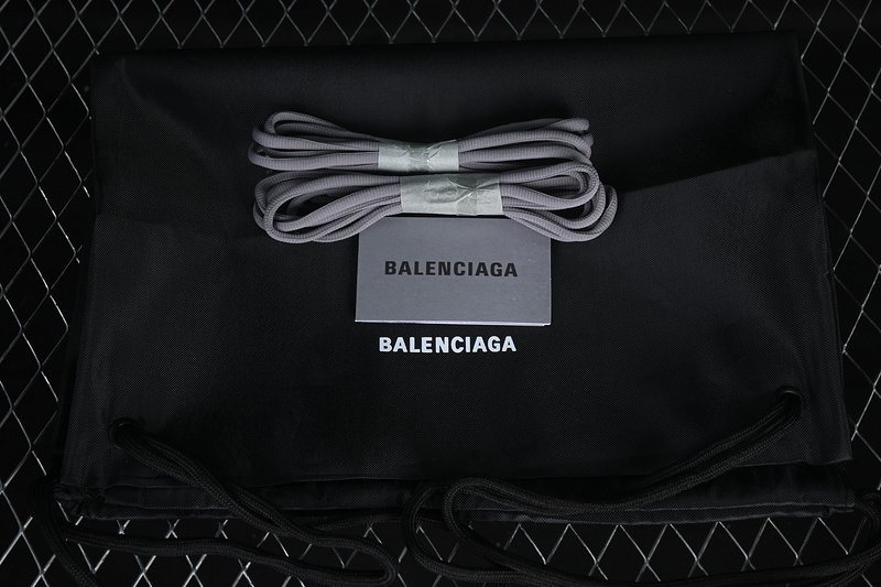 Balenciaga Track Sneaker Tess S.Gomma Res Bi Alv/Tis Eff Nubuk/Tis E Grey/Black 15