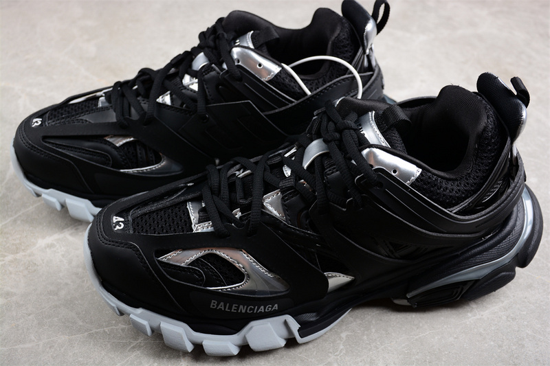 Balenciaga Track Sneaker Black/White 3