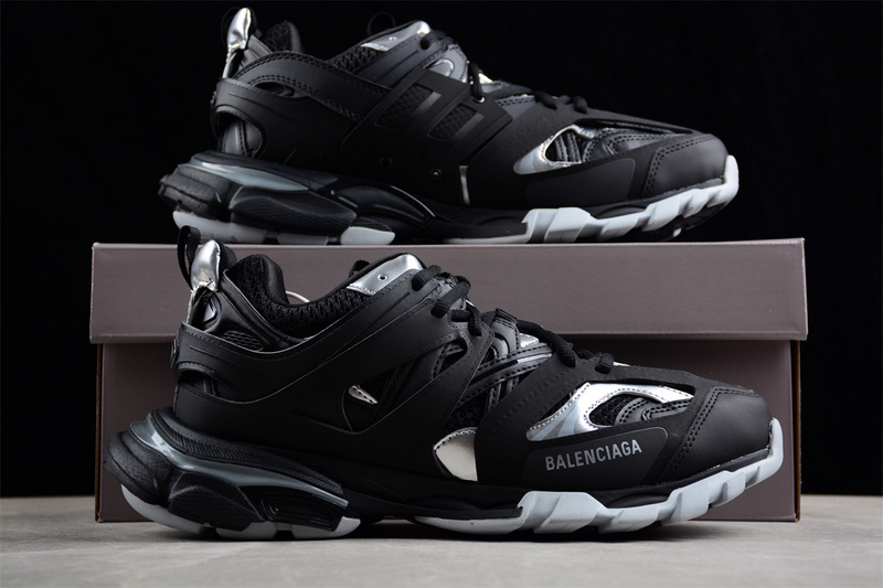 Balenciaga Track Sneaker Black/White 23