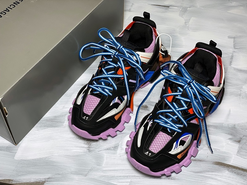 Get Balenciaga Track 2.0 Sneaker Black/Multi-Color 7