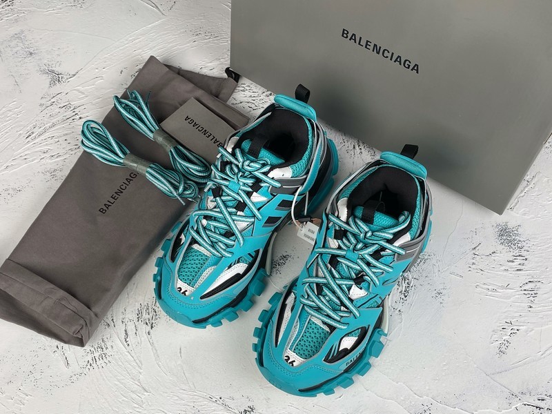 Get Balenciaga Track 2.0 Sneaker Blue/Dark Gray 17