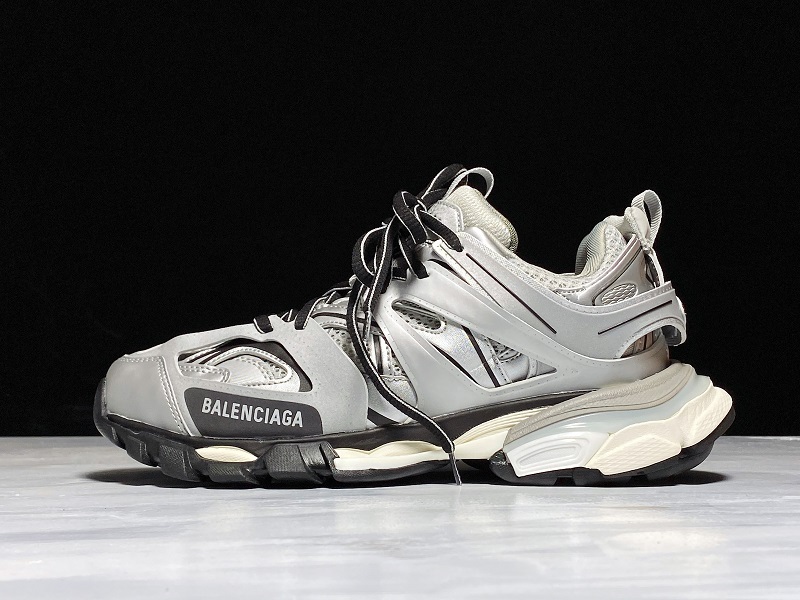 Get Balenciaga Track 2.0 Sneaker Grey/Black/White 33