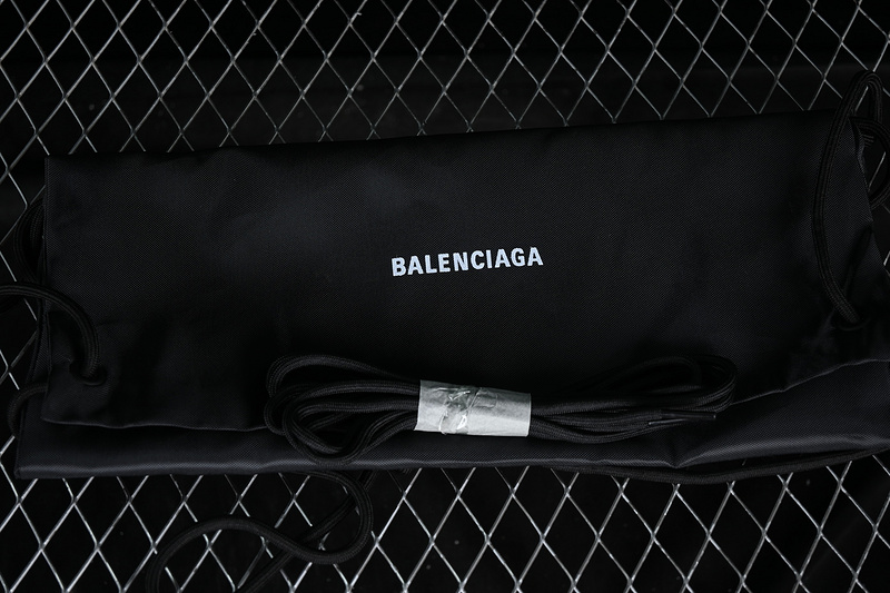 Balenciaga Track 2 4 0 White/Black/Grey 23