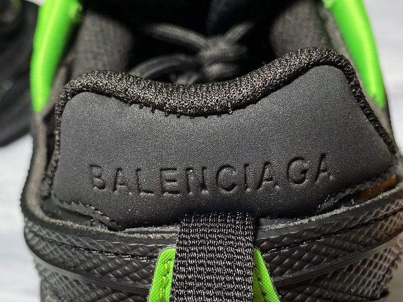 Ok Balenciaga Track 2.0 Sneaker Black/Green 25