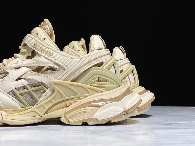 Ok Balenciaga Track 2.0 Sneaker Beige 9