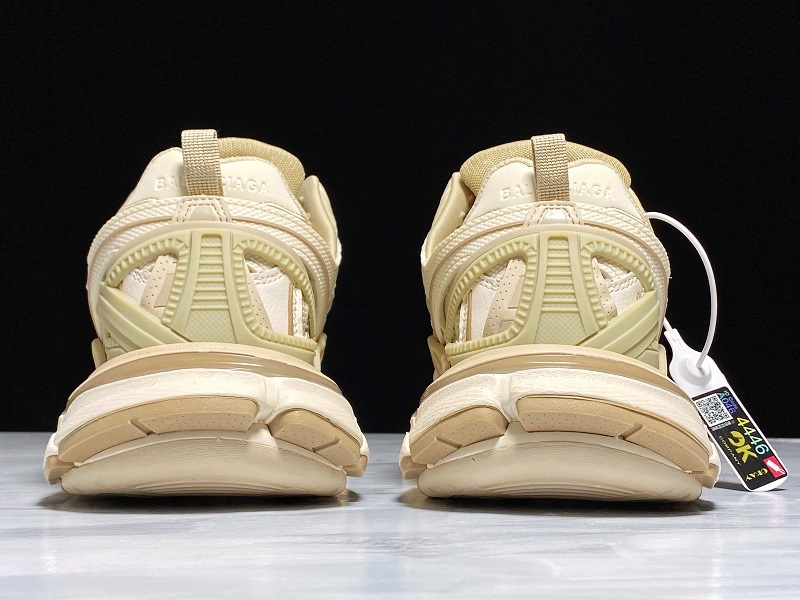 Ok Balenciaga Track 2.0 Sneaker Beige 15