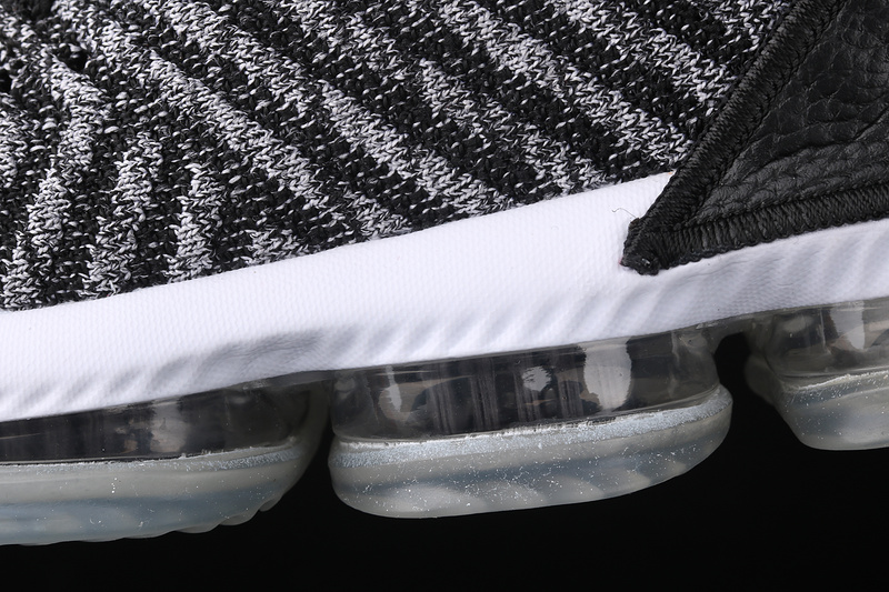 Lebron 16 Ep Oreo Black/Metallic Silver-White 27