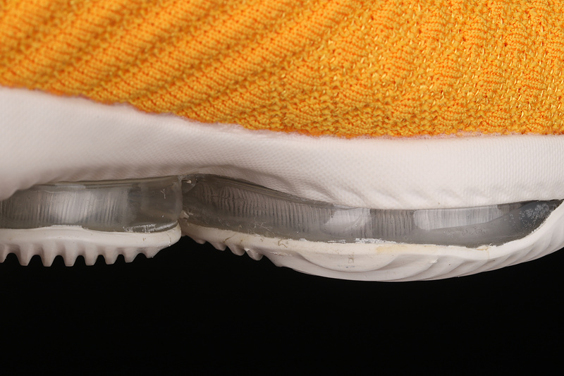 Lebron Xvi Ep Lbj Yellow/White 23