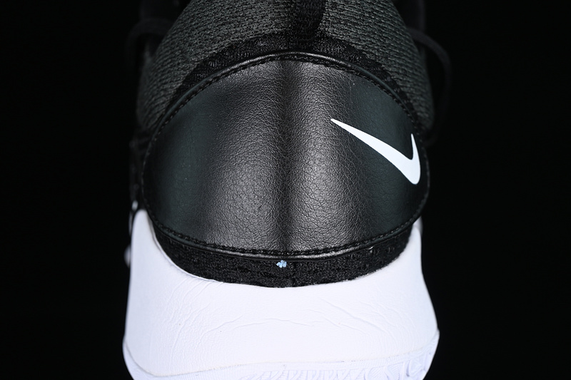 Hyperdunk X Low 10 White/Black 17