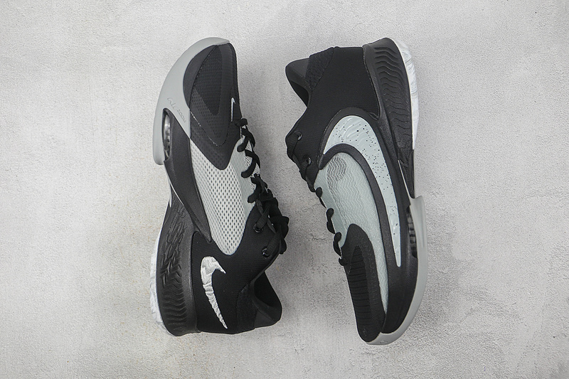 Zoom Freak 4 Ep Black/Black/Grey 3