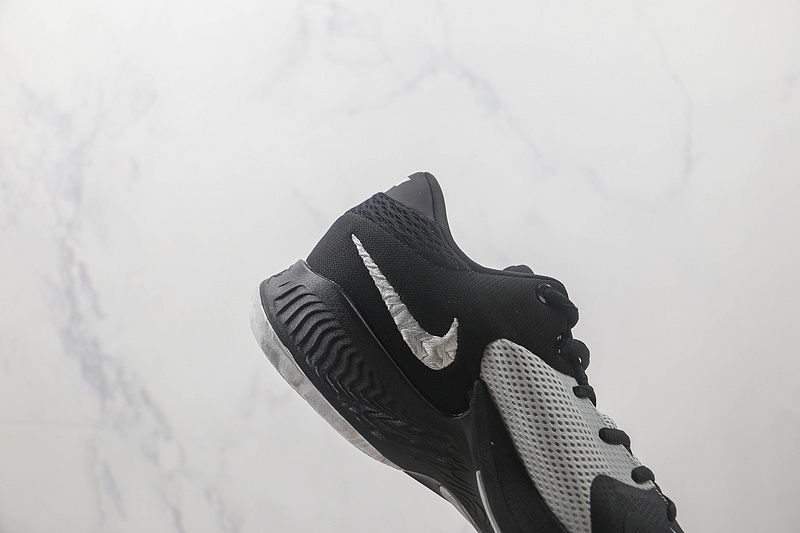 Zoom Freak 4 Ep Black/Black/Grey 15