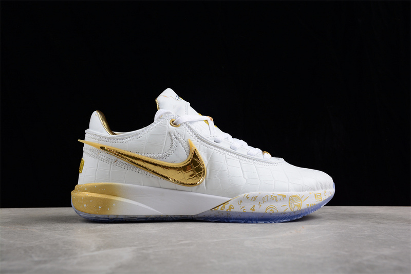 Lebron 20 Ep White/Golden 17