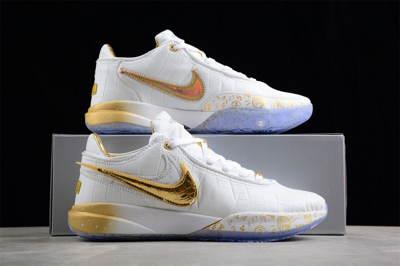 Lebron 20 Ep White/Golden 19