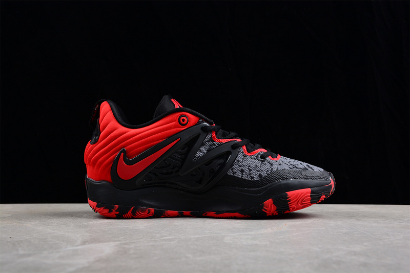 Kd 15 Ep Bred Black/University Red/Light Crimson 3