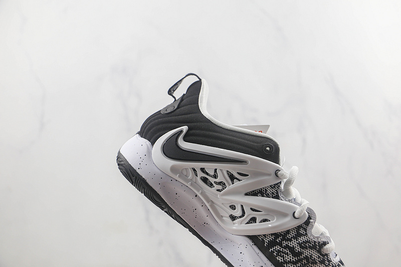 Kd 15 Tb White/White/Black 11