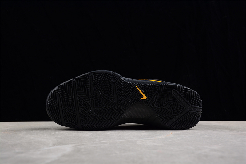 Zoom Kobe Iv 4 Protro Carpe Diem Black/Gold 27